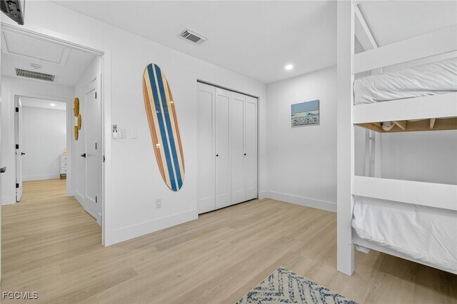 Building Photo - 1377 Sand Castle Rd