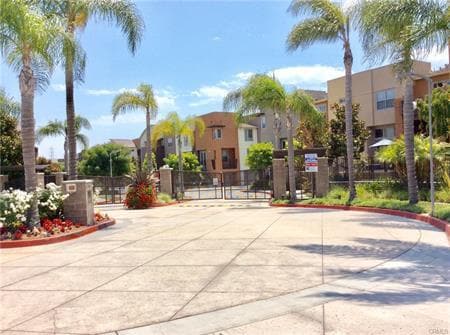 Building Photo - 5401 W 149th Plz