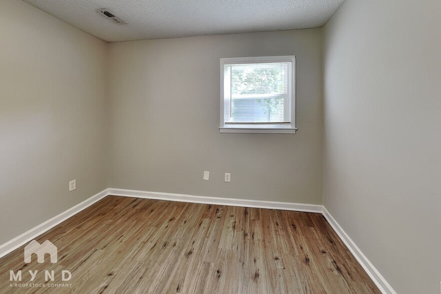 Building Photo - 3400 Pine Meadow Dr