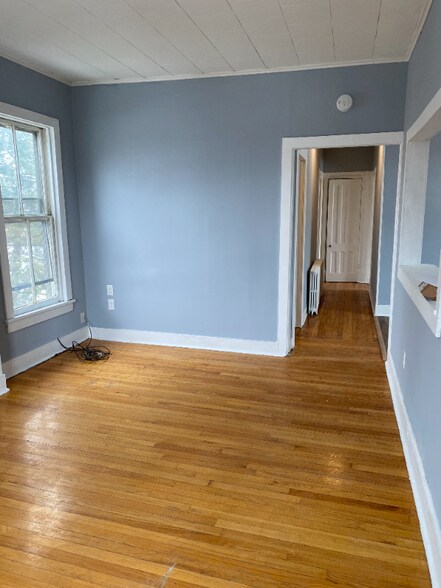 Building Photo - 1440 1st Ave