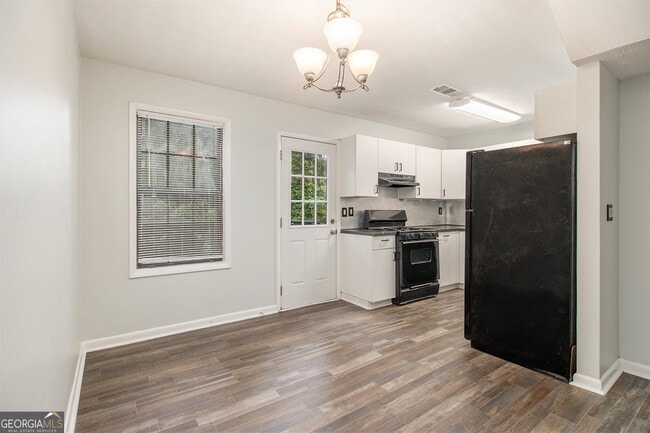 Building Photo - 3237 Highpoint Ct