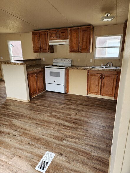 Building Photo - 31365 Wisteria Rd