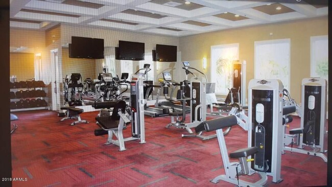 Building Photo - 1367 S Country Club Dr