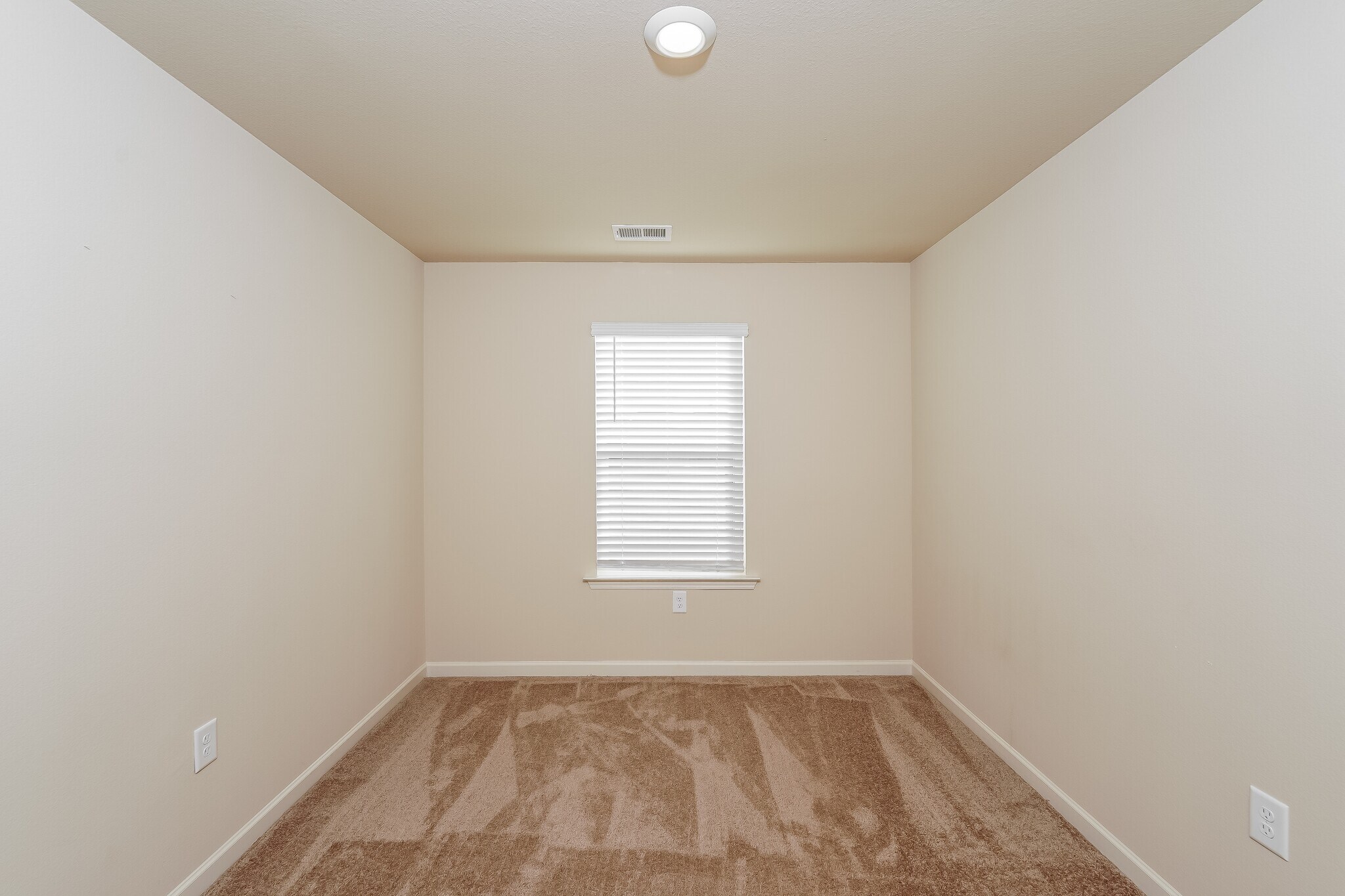 Building Photo - 8067 Hagood St