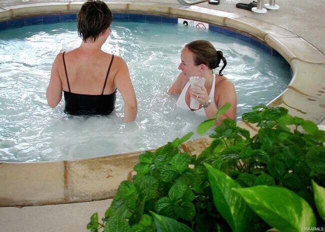 Building Photo - 3900 Turning Leaf Loop