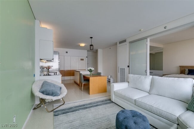 Building Photo - 3722 Las Vegas Blvd S