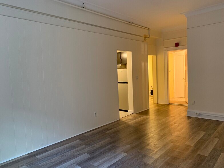 Building Photo - 62 Boylston St