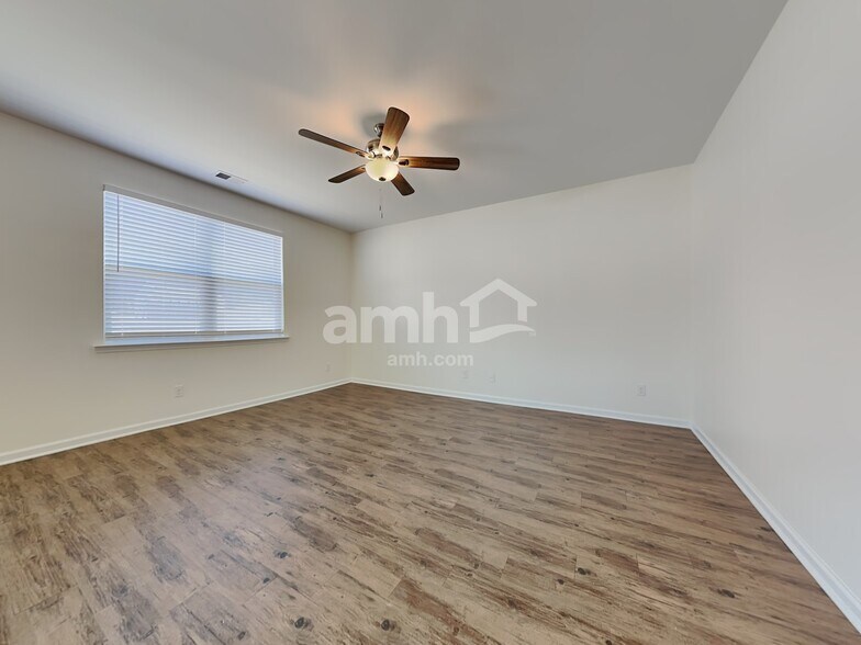 Building Photo - 50 Spirit Wy