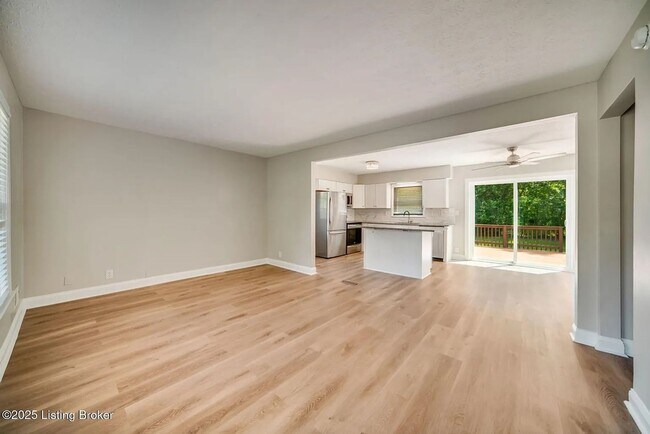 Building Photo - 6312 Six Mile Ln