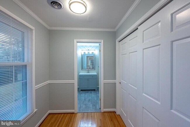 Building Photo - 5035 Timberwood Trail