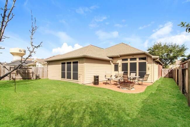 Building Photo - 867 Sierra Brook Ln