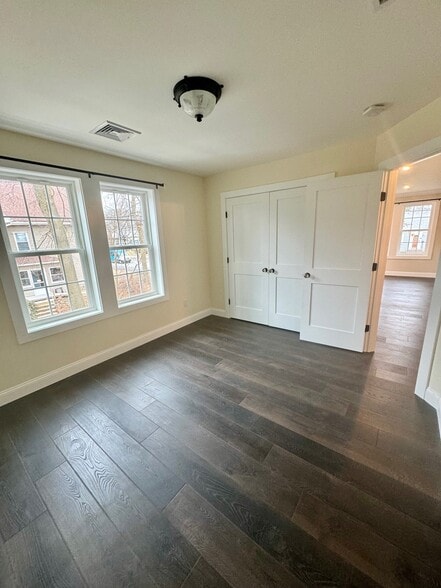 Master Bedroom - 80 Elm St