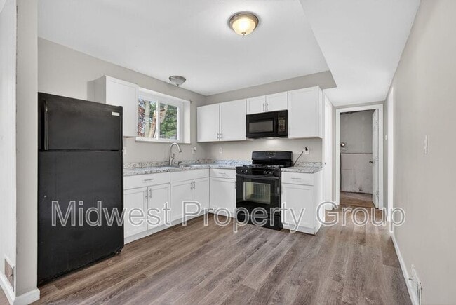 Building Photo - 1165 Derhake Rd