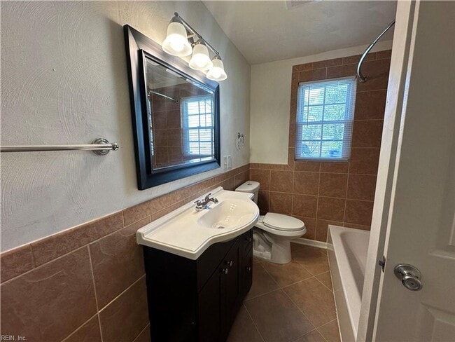 Building Photo - Adorable Ranch Home in Sherwood Forest!