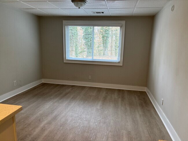 Building Photo - 3691 Ashford Dunwoody Rd NE