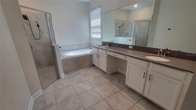 Building Photo - 2945 Nottel Dr