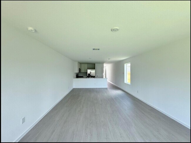 Building Photo - 932 Capracotta Dr