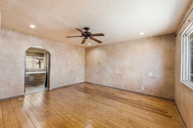 Building Photo - 8743 Topanga Canyon Blvd