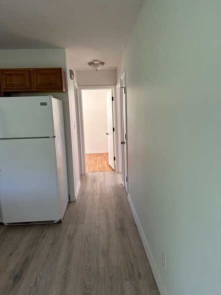 hallway - 4095 Karry Dr