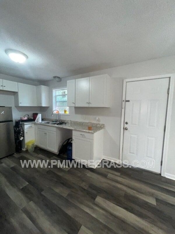 Building Photo - 24 Old Mcray Mill Rd