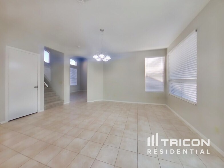 Building Photo - 3802 W Firehawk Dr