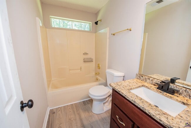 Building Photo - 111 Wiley Way