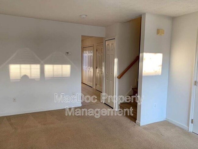 Building Photo - 10506 Boxmeer Ct