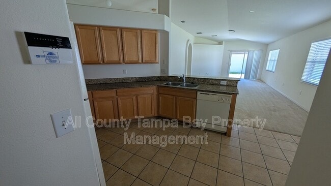 Building Photo - 25820 Crippen Dr