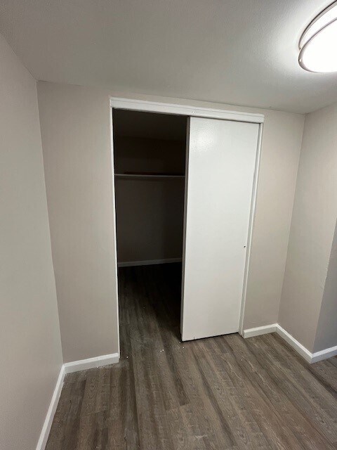 Building Photo - 6401 Fifth Ave