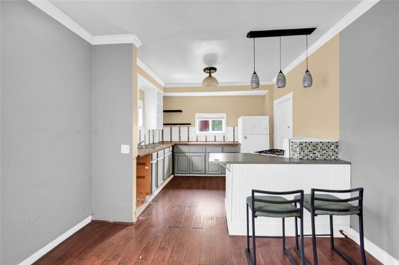 Building Photo - 2804 Elysian St