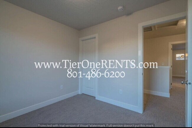Building Photo - **Summer Special: FREE RENT for MAY**