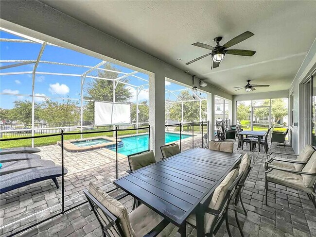 Building Photo - 9048 Sand Trap Dr