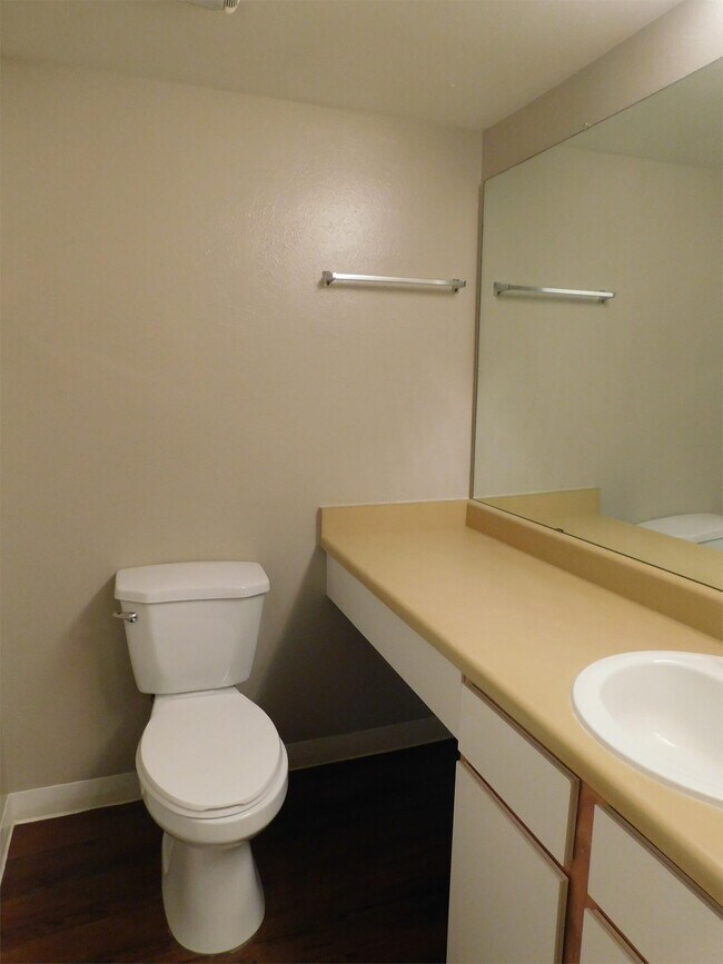 Building Photo - 4866 S Dudley St