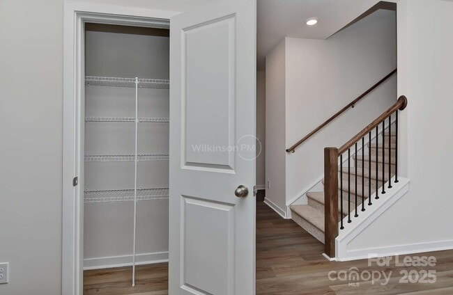 Building Photo - 149 Parker Claire Ln