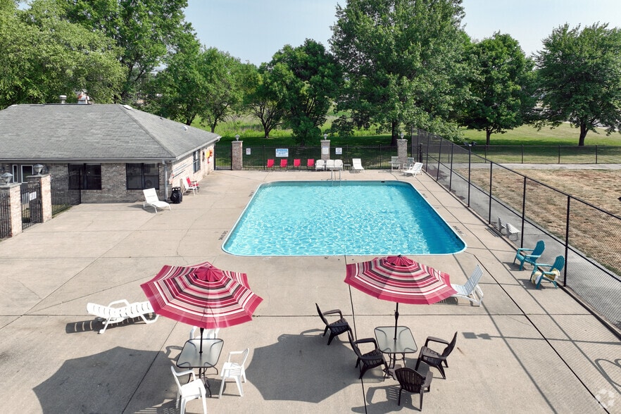 Primary Photo - Ashley Oaks Apartments