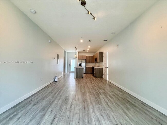 Building Photo - 4740 NW 84th Ct
