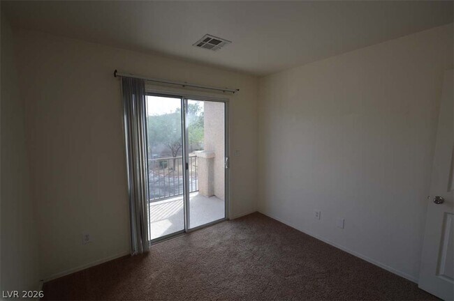 Building Photo - 6670 Tulip Falls Dr