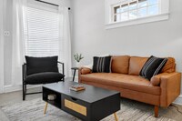 Building Photo - 1561 Cordova Ave