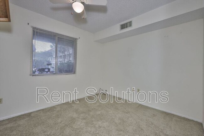 Building Photo - 801 83rd Ave N