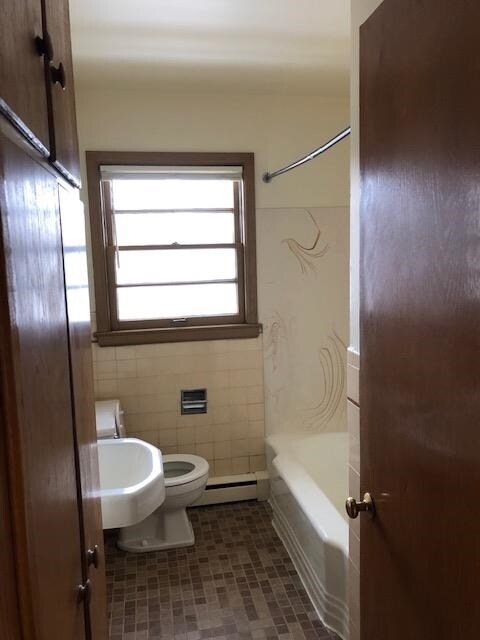 Building Photo - 925 Haywood Dr