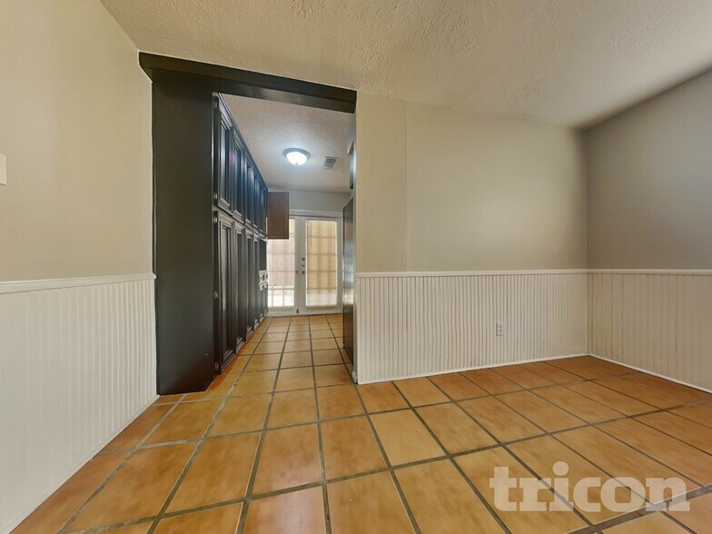 Building Photo - 4422 Monteith Dr