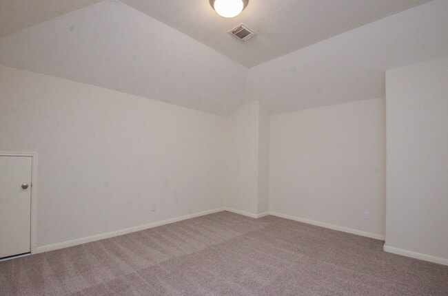 Building Photo - 5218 Lacey Oak Meadow Dr