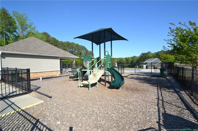 Building Photo - 2520 Finkle Grant Dr