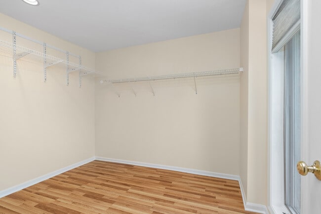 Building Photo - 1723 Wildberry Dr