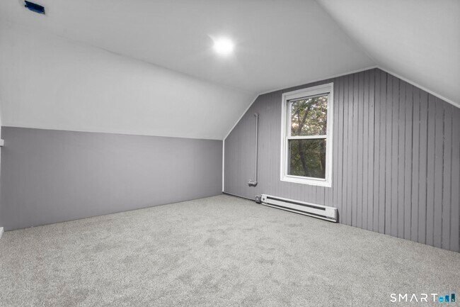 Building Photo - 1148 Hope St