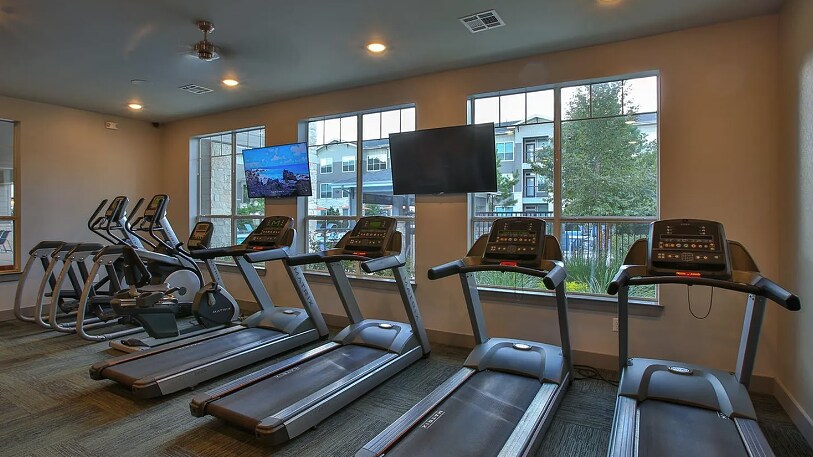 Building Photo - 4115 Louetta Rd