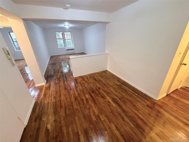 Building Photo - 40-22 61st St