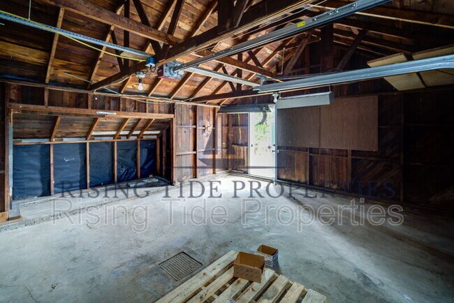 Building Photo - 1238 Colwick Dr