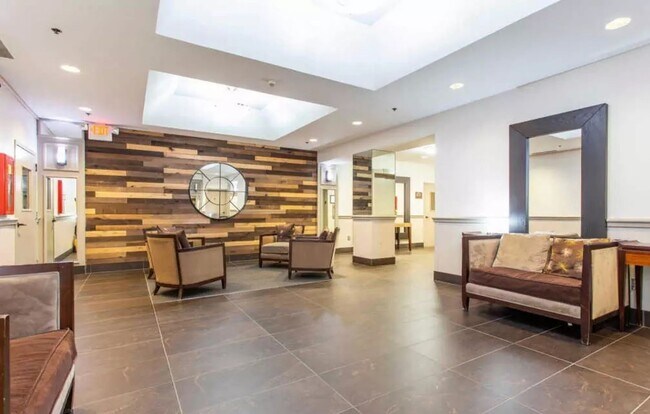 Building Photo - Luxurious 1-Bed/1-Bath Condo At Bridgeview Place! Available January 2026!