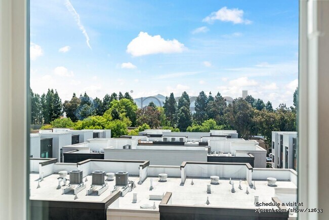 Building Photo - 3768 Capitol Ave